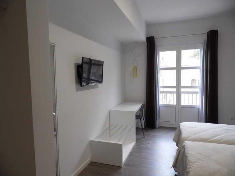 Oleum Hotel 2*